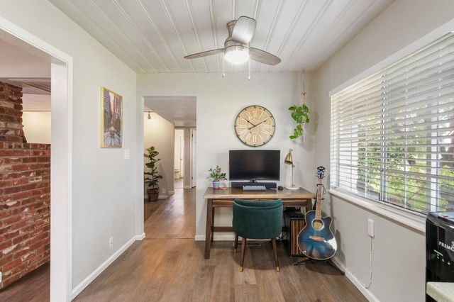 2166 Park Ridge Dr, Riverbank, CA 95367