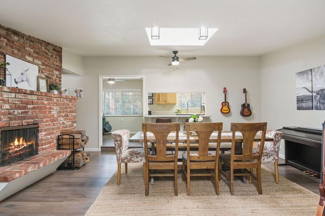 2166 Park Ridge Dr, Riverbank, CA 95367