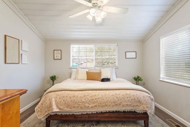 2166 Park Ridge Dr, Riverbank, CA 95367