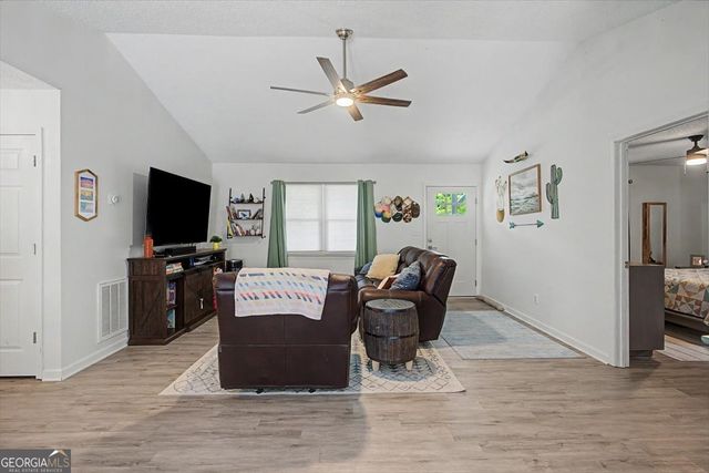 140 Pinnacle Way, Carrollton, GA 30117