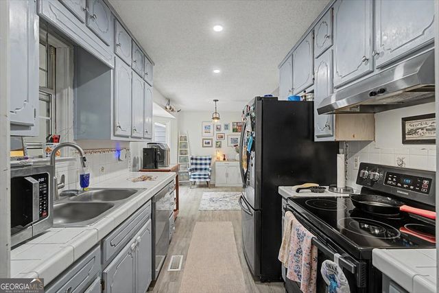 140 Pinnacle Way, Carrollton, GA 30117