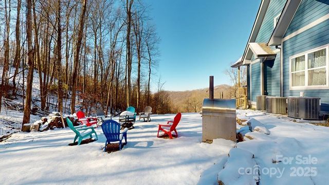 1105 Falls View Drive, Bryson City, NC 28713