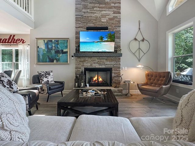 1105 Falls View Drive, Bryson City, NC 28713