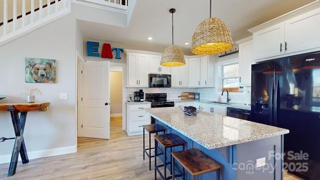 1105 Falls View Drive, Bryson City, NC 28713