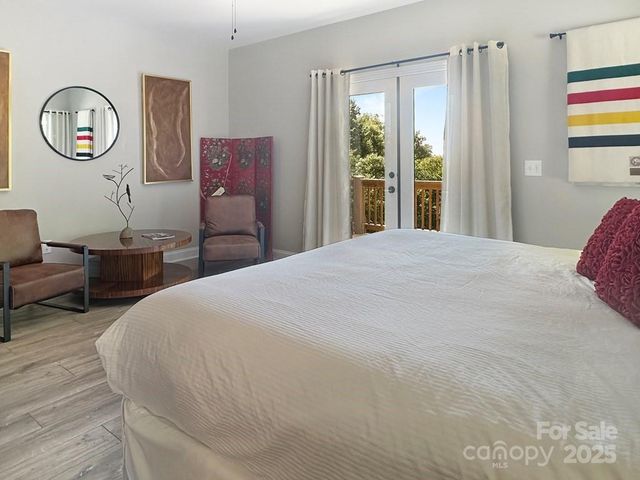 1105 Falls View Drive, Bryson City, NC 28713