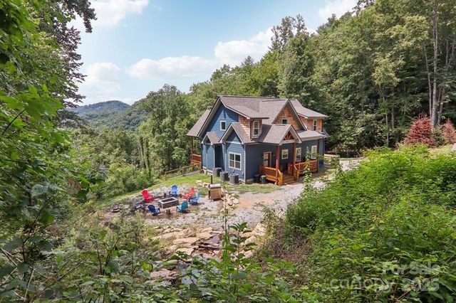1105 Falls View Drive, Bryson City, NC 28713
