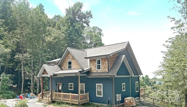 1105 Falls View Drive, Bryson City, NC 28713