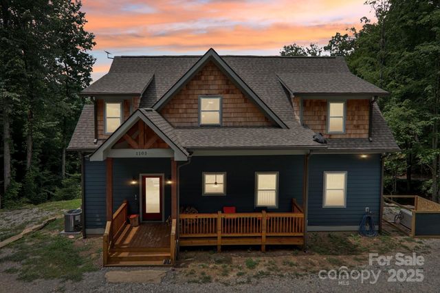 1105 Falls View Drive, Bryson City, NC 28713