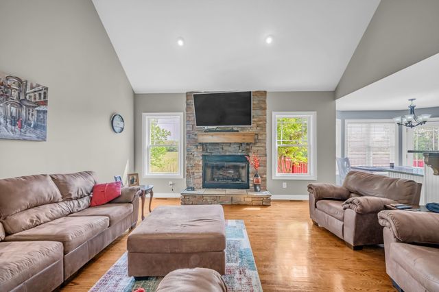 2661 Spencer Mill Rd, Bon Aqua, TN 37025