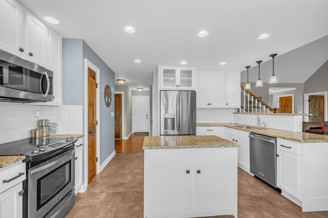 2661 Spencer Mill Rd, Bon Aqua, TN 37025