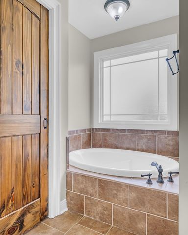 2661 Spencer Mill Rd, Bon Aqua, TN 37025