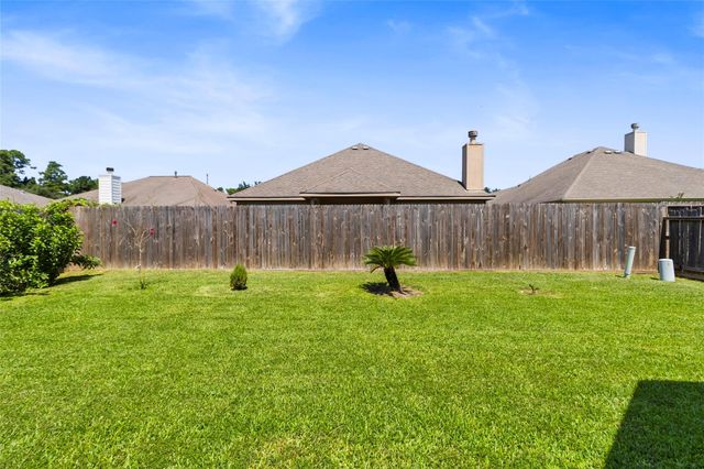 427 Pinewood Ridge Drive, Spring, TX 77386