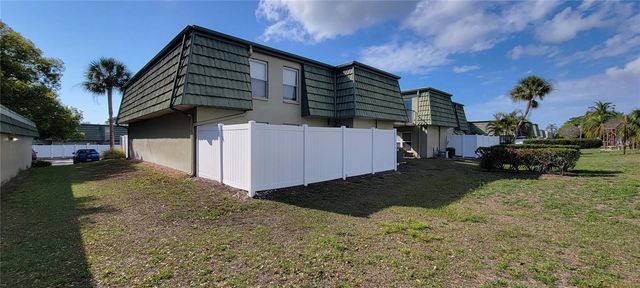 1799 N HIGHLAND AVENUE 155, Clearwater, FL 33755