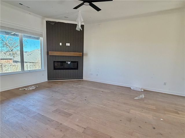 1512 Lookout Lane, Cave Springs, AR 72718