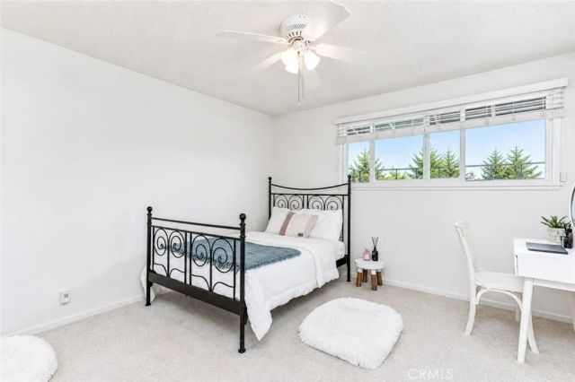 530 W Wedgewood, La Habra, CA 90631