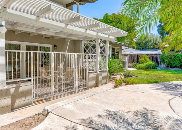 530 W Wedgewood, La Habra, CA 90631