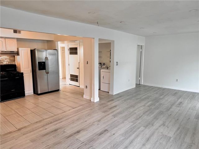 215 West Lehigh Street, Bethlehem City, PA 18018