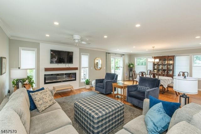 82 N Belair Ave, Hanover Twp., NJ 07927