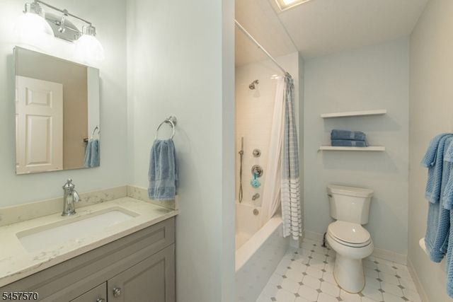 82 N Belair Ave, Hanover Twp., NJ 07927