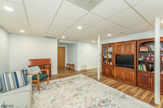 82 N Belair Ave, Hanover Twp., NJ 07927