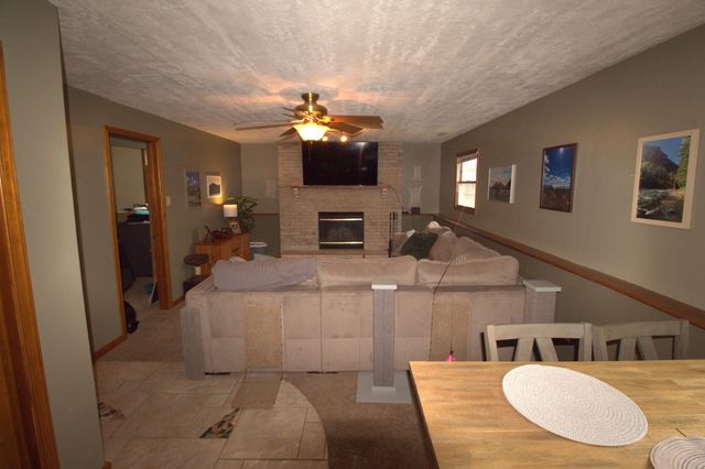 8327 Edison Street, Crown Point, IN 46307