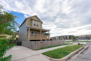 4027 Avenue N 1/2, Galveston, TX 77550