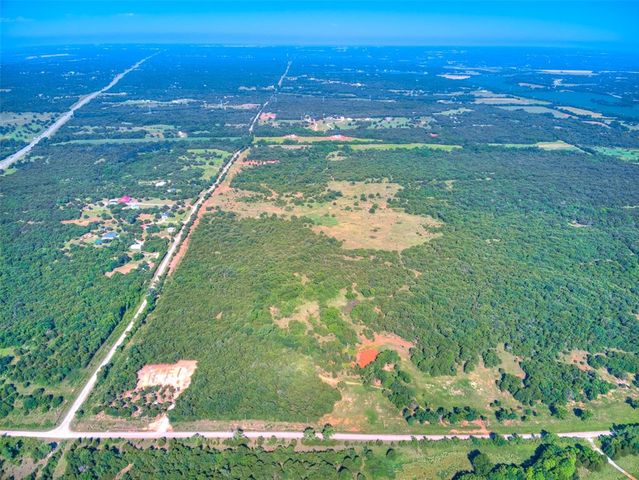 6 N Indian Meridian Road, Luther, OK 73054
