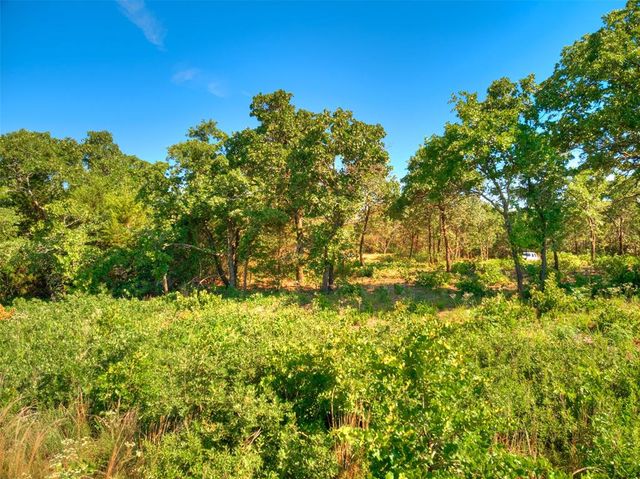 6 N Indian Meridian Road, Luther, OK 73054