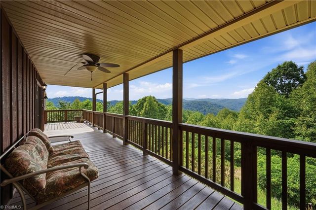 605 Valley View Drive, Purlear, NC 28665