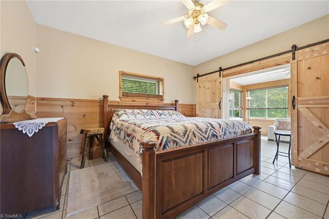 605 Valley View Drive, Purlear, NC 28665
