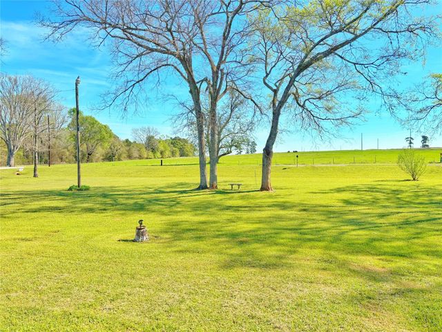 1470 Fm 2712, Crockett, TX 75835