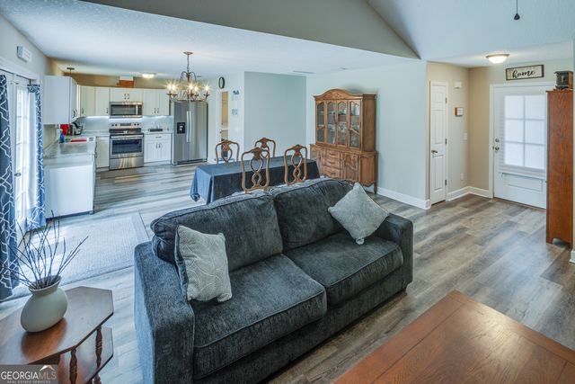 111 Jenny Court, Folkston, GA 31537