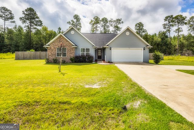 111 Jenny Court, Folkston, GA 31537