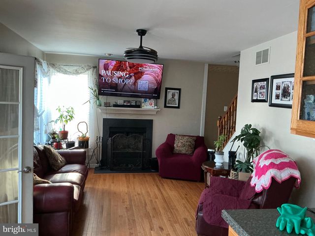 316 REDWOOD AVE, Woodbury Heights, NJ 08097