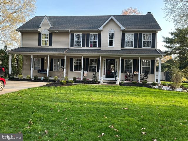 316 REDWOOD AVE, Woodbury Heights, NJ 08097