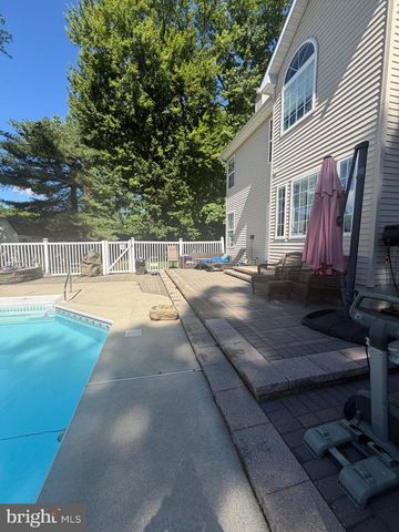 316 REDWOOD AVE, Woodbury Heights, NJ 08097