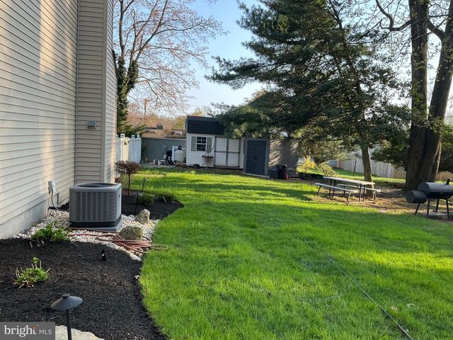 316 REDWOOD AVE, Woodbury Heights, NJ 08097