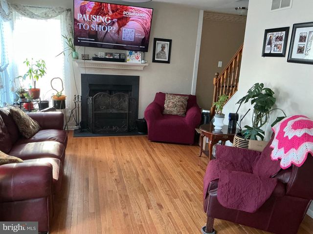 316 REDWOOD AVE, Woodbury Heights, NJ 08097
