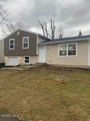 4745 Ottawa Trail Road, Toledo, OH 43611
