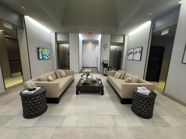 1830 S Ocean Drive 1402, Hallandale Beach, FL 33009