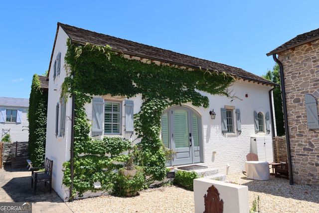 155 Central Avenue, Fayetteville, GA 30214