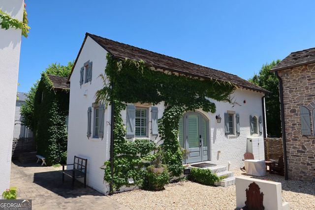 155 Central Avenue, Fayetteville, GA 30214