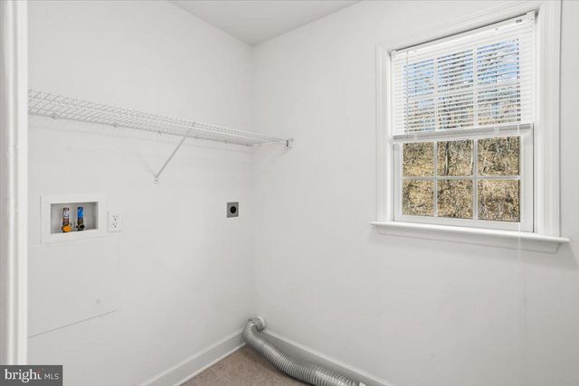 10 LENOX CT, Mechanicsburg, PA 17050