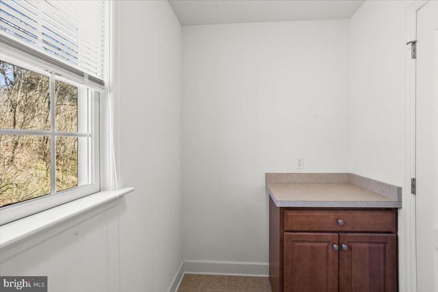 10 LENOX CT, Mechanicsburg, PA 17050