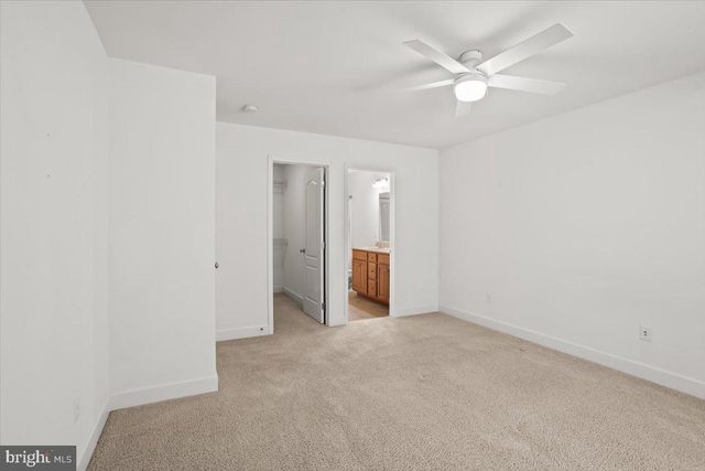 10 LENOX CT, Mechanicsburg, PA 17050