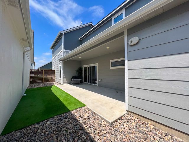 433 E Douglas Ave, Andover, KS 67002