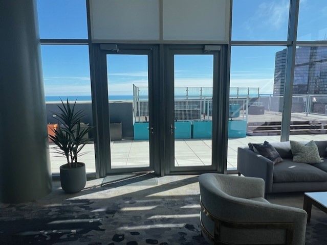 600 N Lake Shore Drive 914, Chicago, IL 60611