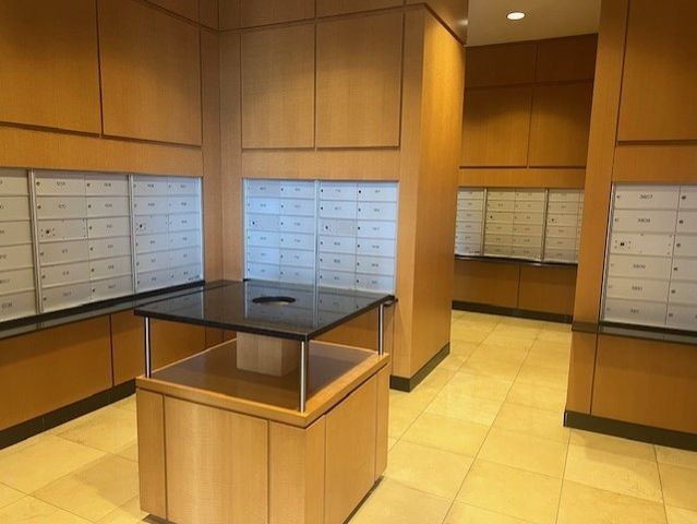 600 N Lake Shore Drive 914, Chicago, IL 60611