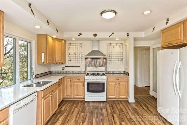 179 Marlborough Road, Asheville, NC 28804