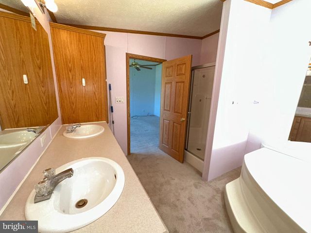146 TULIP CIR, Ephrata, PA 17522